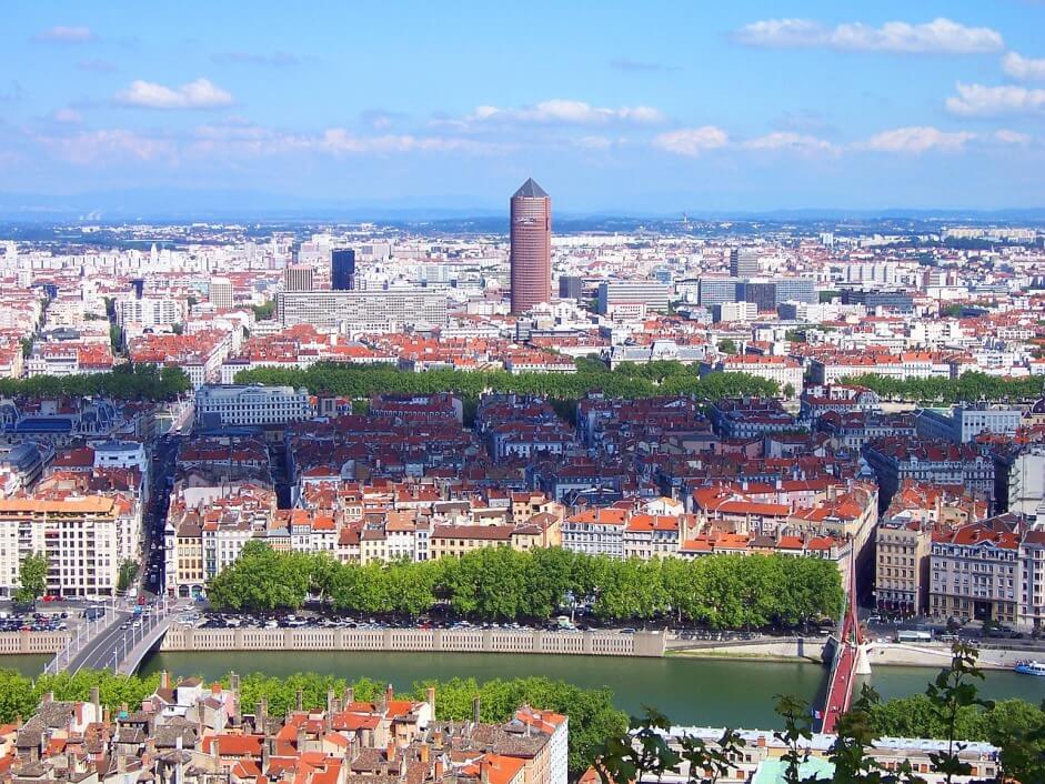 Car de Paris à Lyon