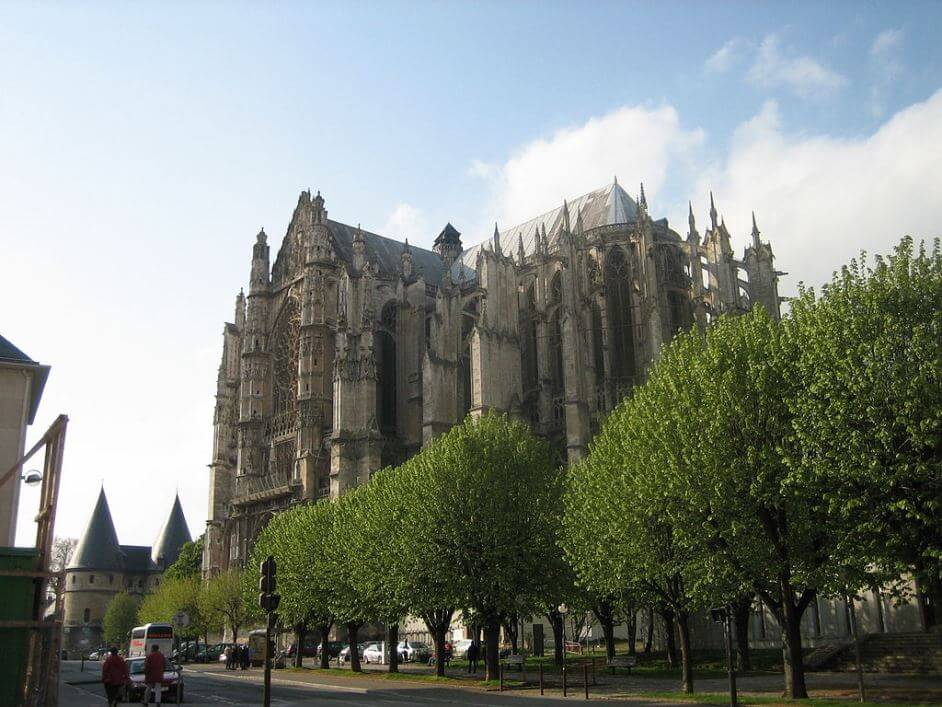 Car de Paris à Beauvais